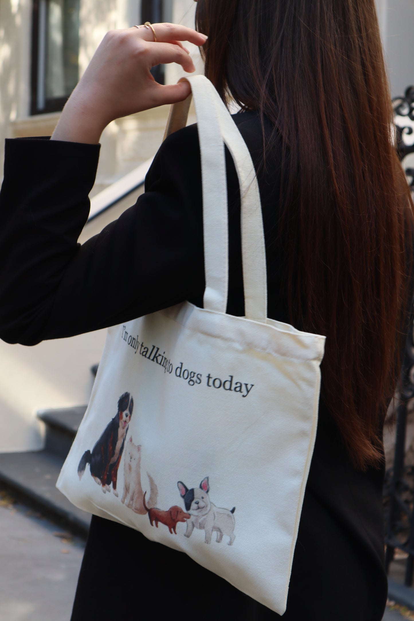 «I’m only talking to dogs today» Sac fourre-tout